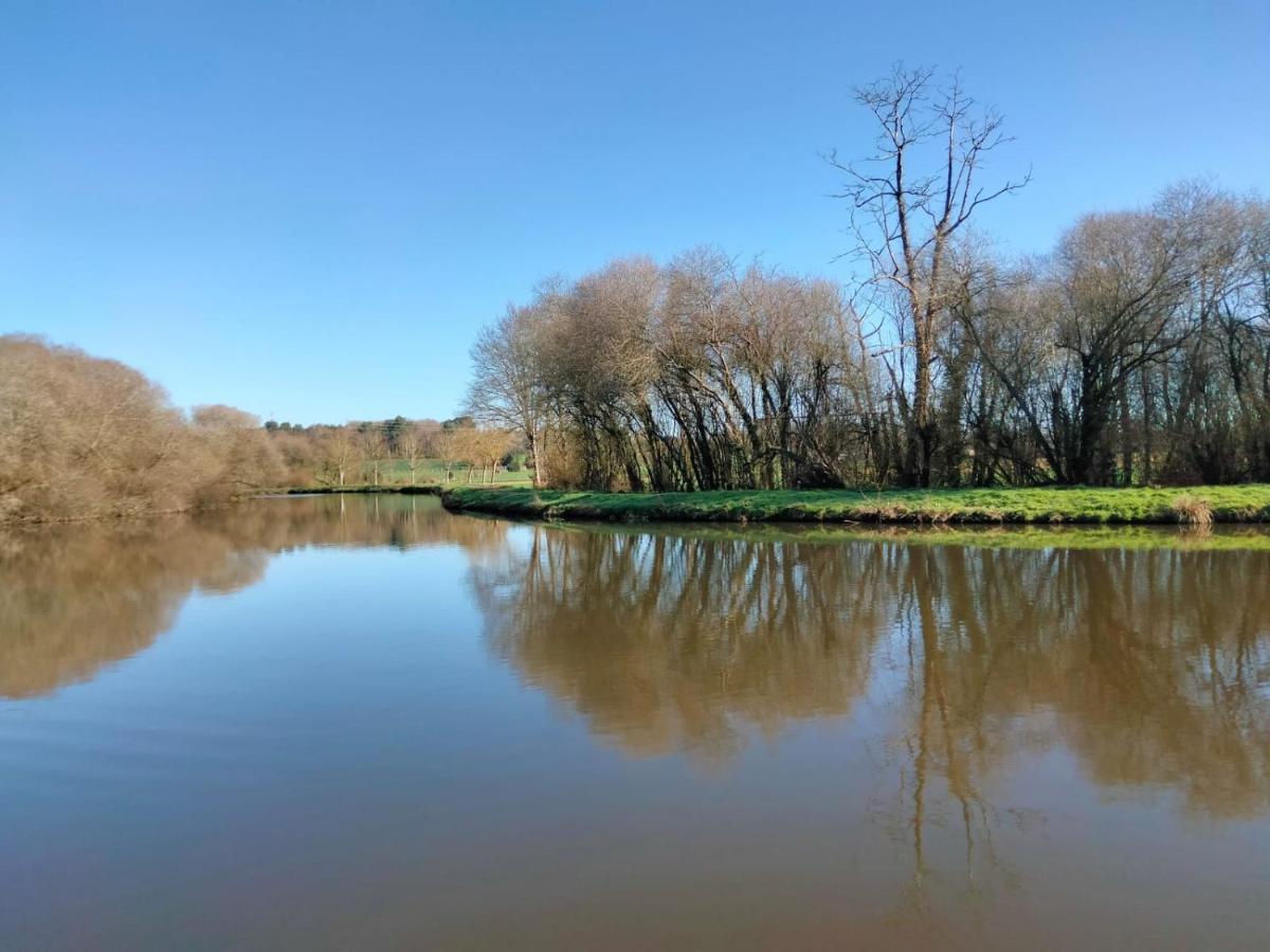 Hébergement canal Val D'Oust Esterno foto